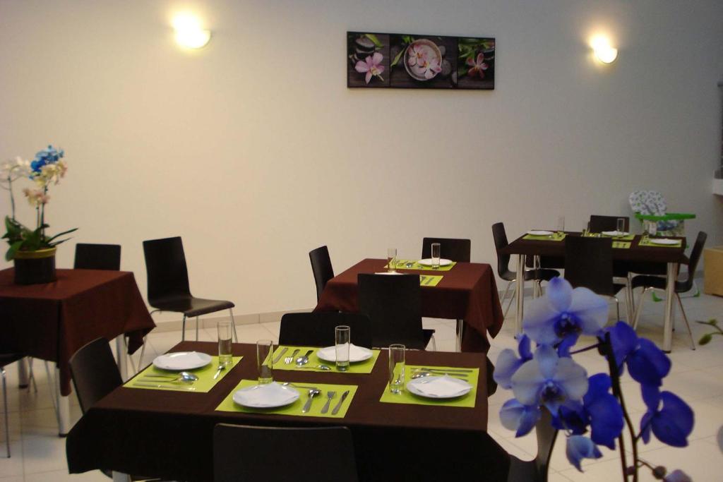 Hotel La Palmeraie Cornebarrieu Δωμάτιο φωτογραφία